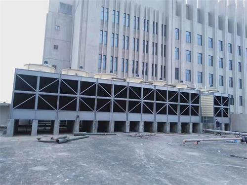 开式冷却塔各部件为什么会出现结冰现象(闭式冷却塔与开式冷却塔)