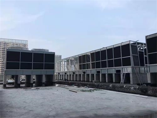 广东冷却塔厂家浅析提高封闭式冷却塔淋水均匀性能的方法(广东封闭式冷